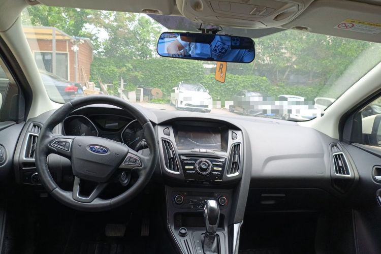 Used Ford Focus 2015 Hatchback 1.6L Automatic Fashion Edition Headliner