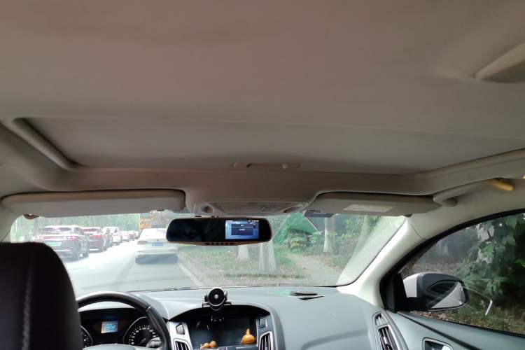 Used Ford Focus 2015 Sedan 1.6L Automatic Trend Model Headliner