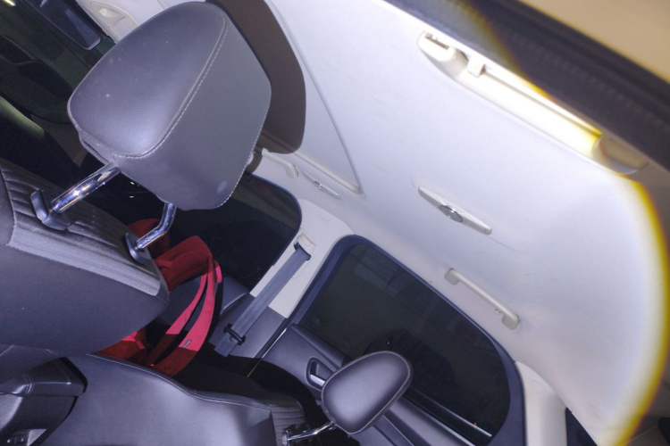 Used Ford Focus 2015 Sedan 1.6L Automatic Trend Model Headliner