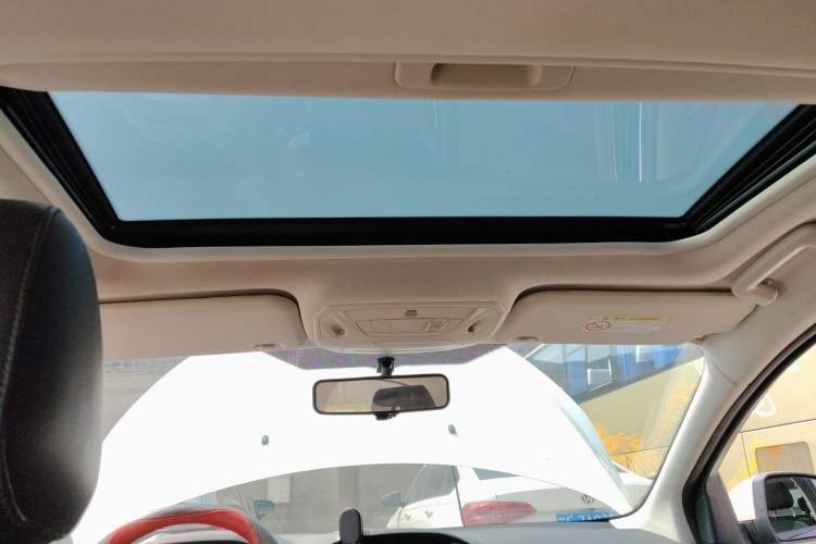 Used Ford Focus 2015 Sedan 1.6L Automatic Trend Model Headliner