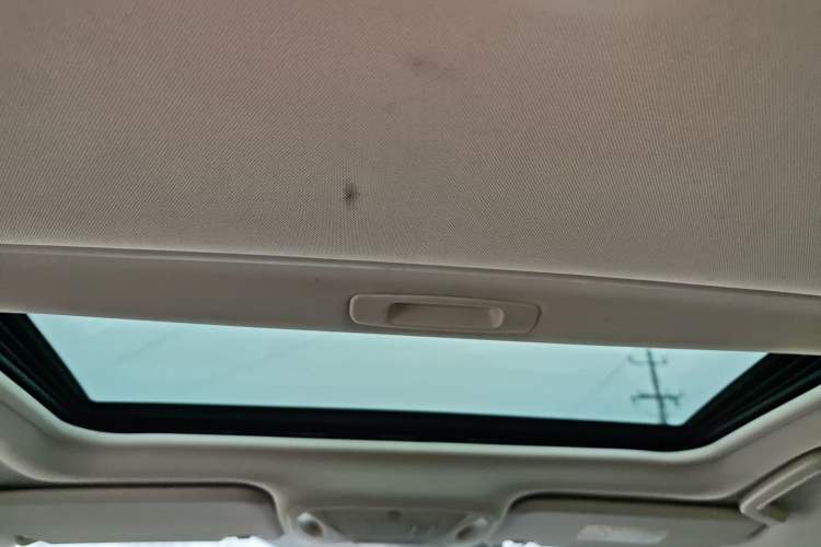 Used Ford Focus 2015 Hatchback 1.6L Automatic Fashion Edition Headliner