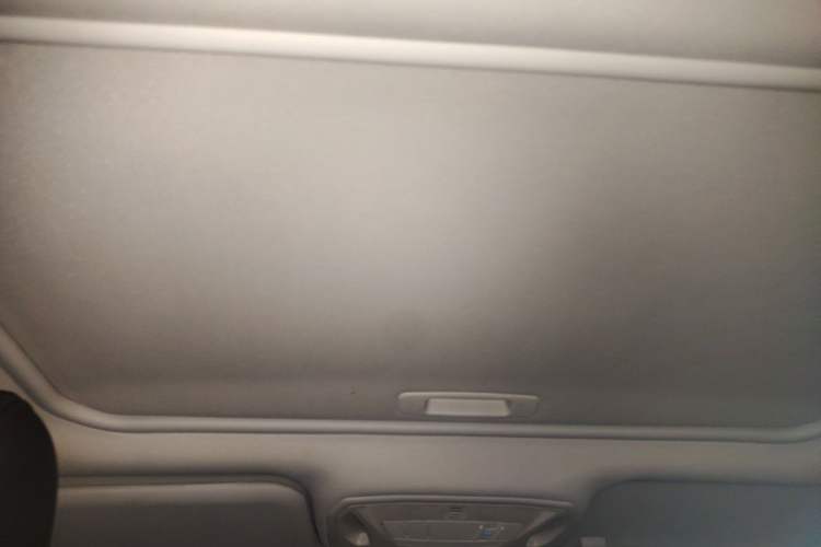Used Ford Focus 2015 Hatchback 1.6L Automatic Fashion Edition Headliner