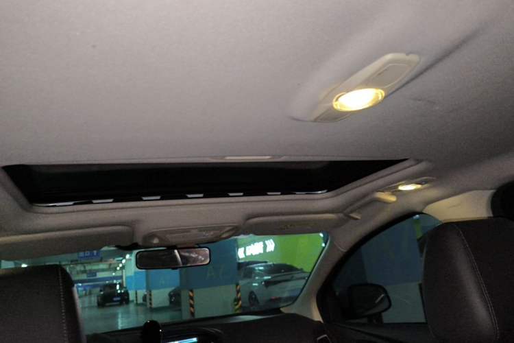 Used Ford Focus 2015 Sedan EcoBoost 180 Automatic Elite Model Headliner