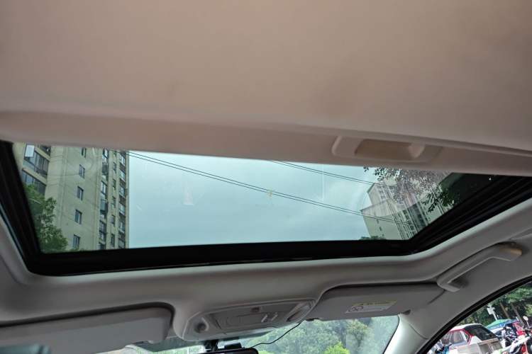 Used Ford Focus 2015 Hatchback 1.6L Automatic Fashion Edition Headliner