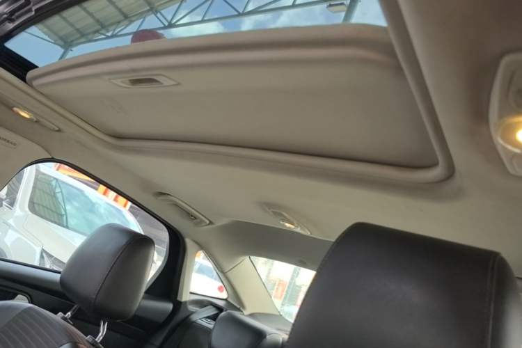 Used Ford Focus 2015 Sedan 1.6L Automatic Trend Model Headliner