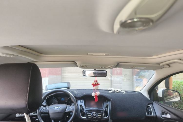 Used Ford Focus 2015 Sedan 1.6L Automatic Trend Model Headliner