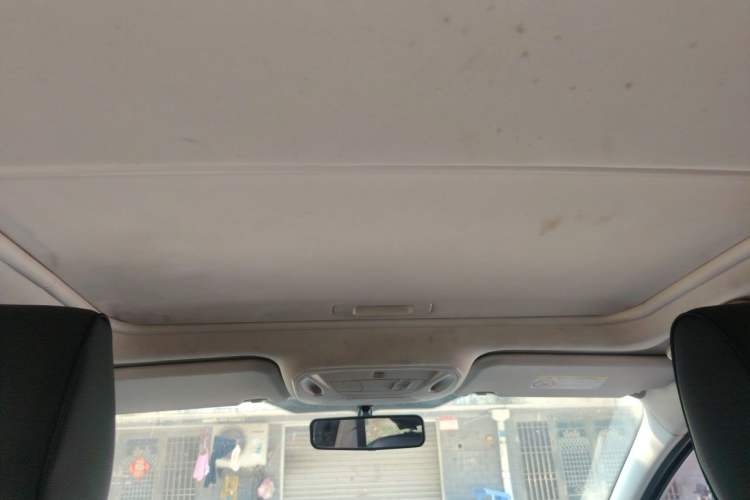 Used Ford Focus 2015 Hatchback 1.6L Automatic Fashion Edition Headliner