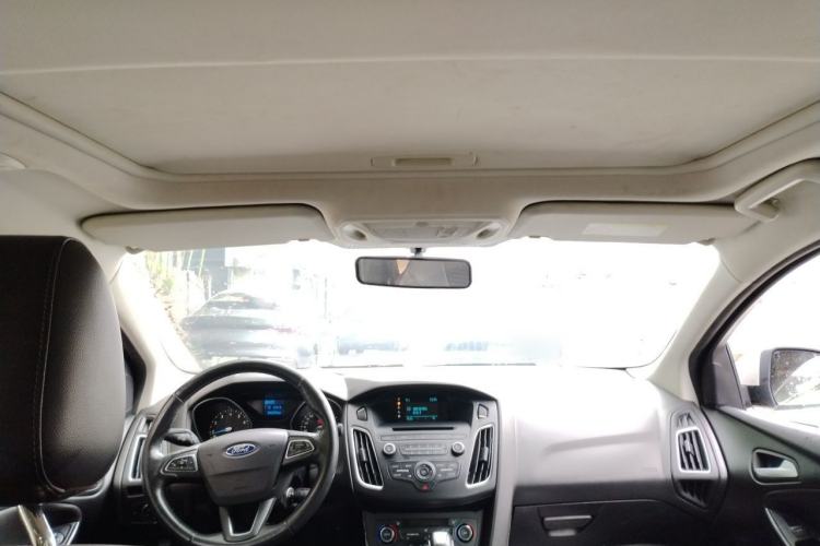 Used Ford Focus 2015 Sedan 1.6L Automatic Trend Model Headliner
