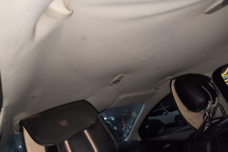 Used Ford Focus 2015 Sedan 1.6L Manual Comfort Model Headliner