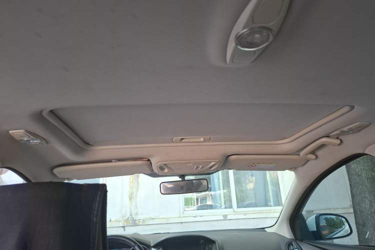 Used Ford Focus 2015 Sedan 1.6L Automatic Trend Model Headliner