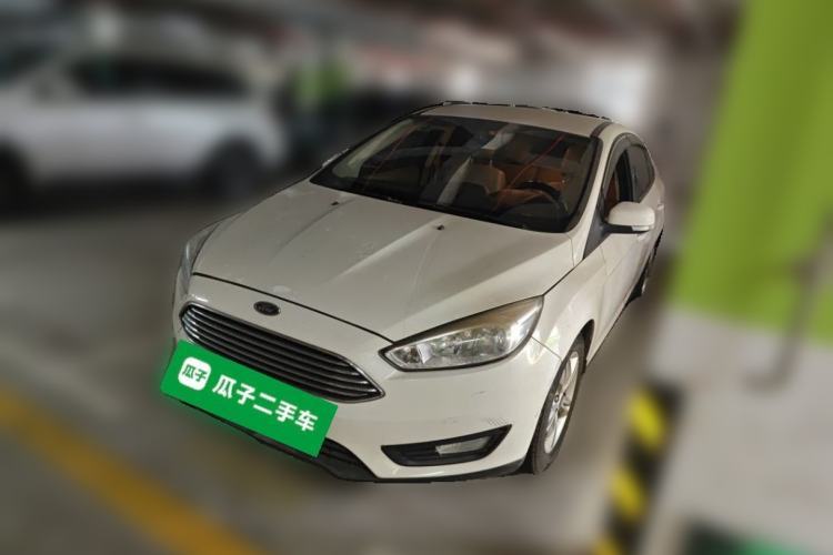Ojetý Ford Focus 2015 Sedan 1.6L Manual Comfort Model Guazi used car, China used car export, Used car for sale, Used  cars, Cheapest cars for sale