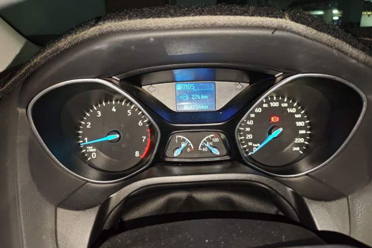Used Ford Focus 2015 Hatchback 1.6L Automatic Fashion Edition Instrument Cluster