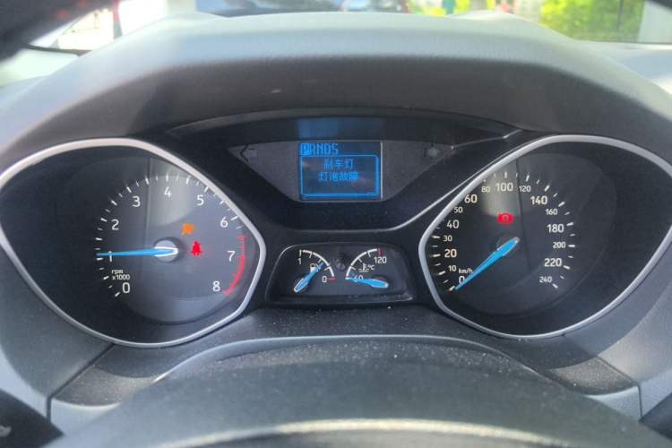 Used Ford Focus 2015 Sedan 1.6L Automatic Comfort Model Instrument Cluster