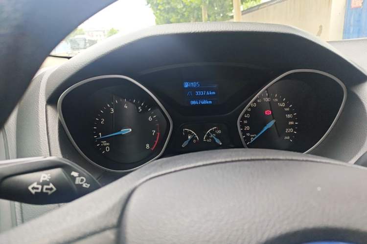Used Ford Focus 2015 Hatchback 1.6L Automatic Comfort Model Instrument Cluster