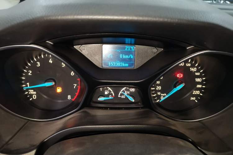 Used Ford Focus 2015 Sedan 1.6L Manual Fashion Edition Instrument Cluster