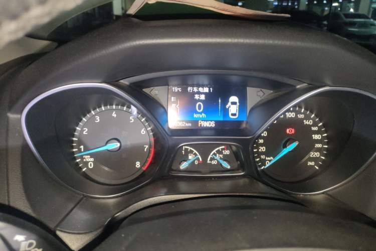 Used Ford Focus 2015 Hatchback EcoBoost 180 Automatic Elite Model Instrument Cluster
