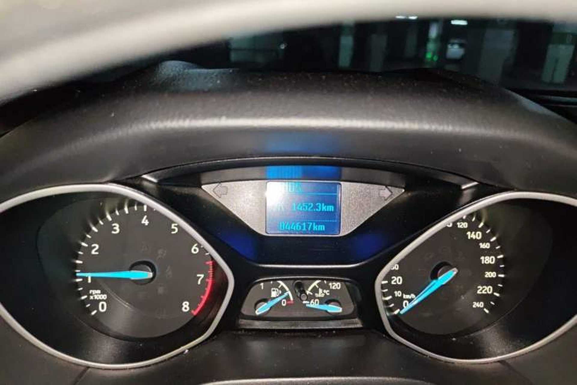 Used Ford Focus 2015 Sedan 1.6L Automatic Comfort Model Instrument Cluster