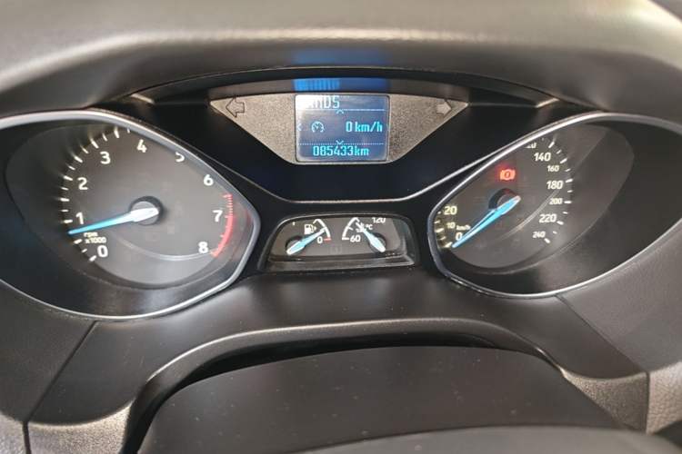Used Ford Focus 2015 Hatchback 1.6L Automatic Fashion Edition Instrument Cluster