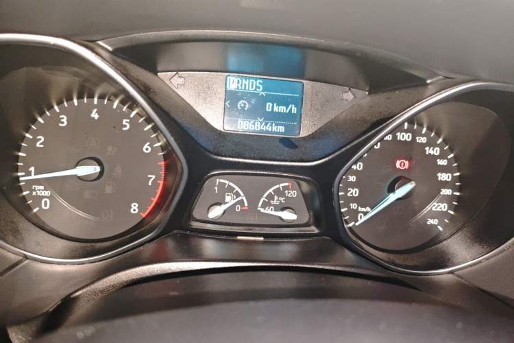 Used Ford Focus 2015 Sedan 1.6L Automatic Trend Model Instrument Cluster