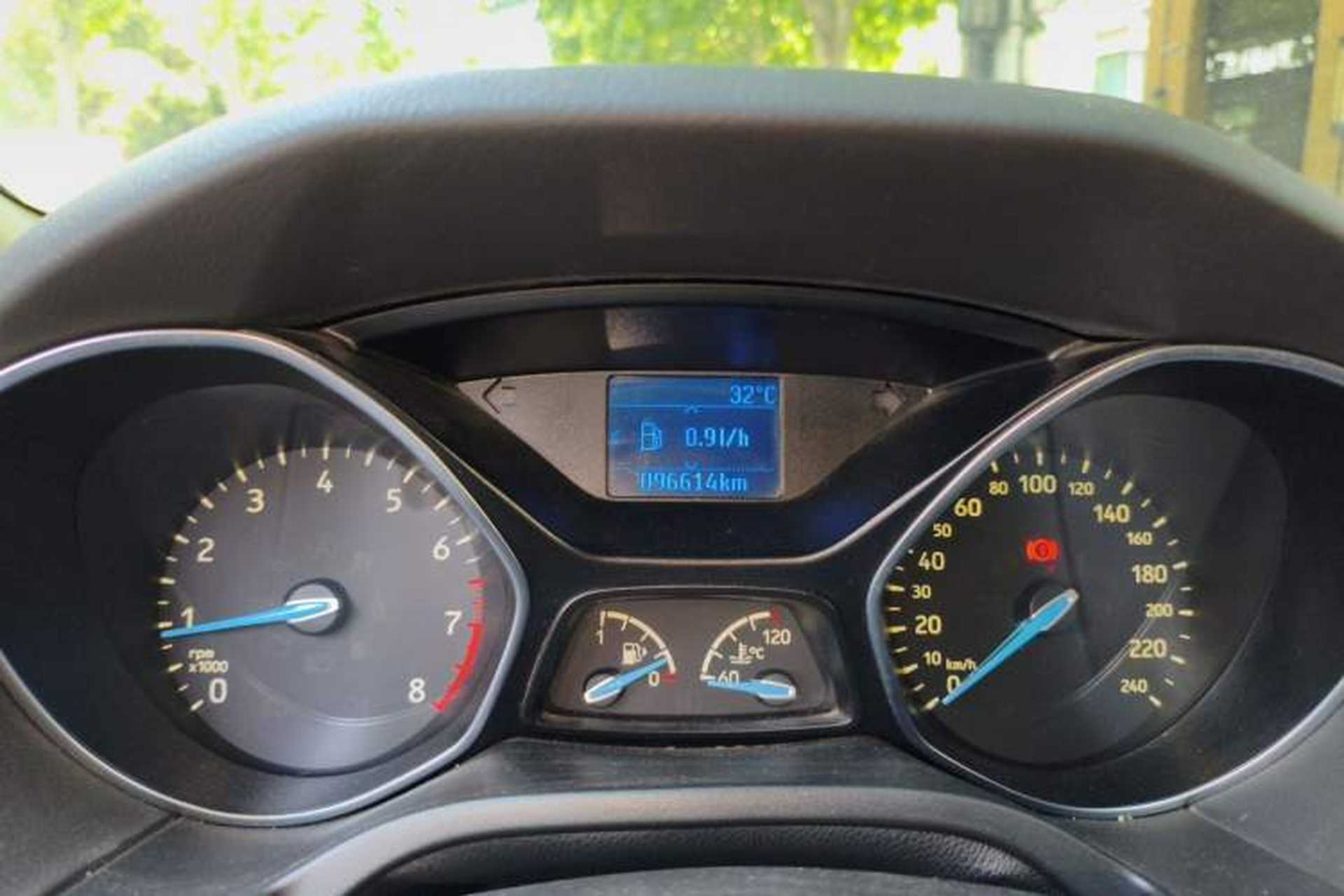 Used Ford Focus 2015 Sedan 1.6L Manual Fashion Edition Instrument Cluster