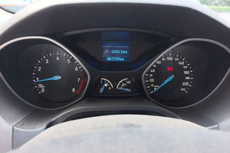 Used Ford Focus 2015 Sedan 1.6L Manual Comfort Model Instrument Cluster