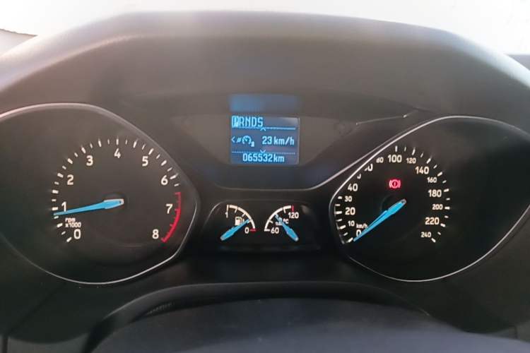 Used Ford Focus 2015 Hatchback 1.6L Automatic Fashion Edition Instrument Cluster