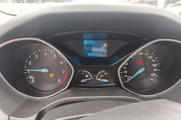Used Ford Focus 2015 Sedan 1.6L Automatic Comfort Model Instrument Cluster