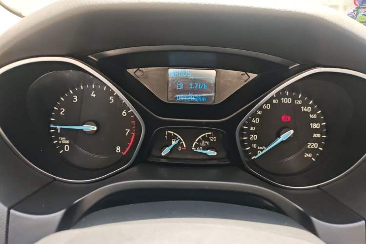 Used Ford Focus 2015 Hatchback 1.6L Automatic Fashion Edition Instrument Cluster