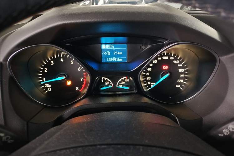 Used Ford Focus 2015 Hatchback EcoBoost 125 Automatic Supreme Style Edition Instrument Cluster