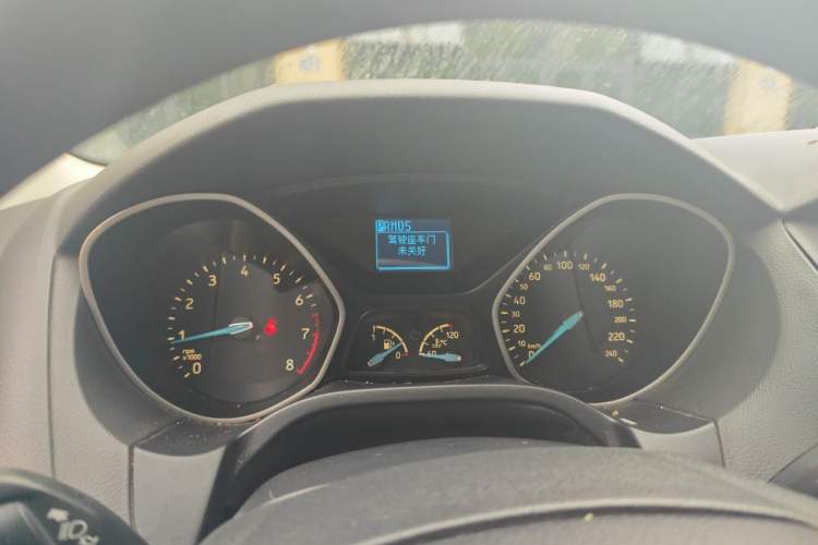 Used Ford Focus 2015 Sedan 1.6L Automatic Comfort Model Instrument Cluster