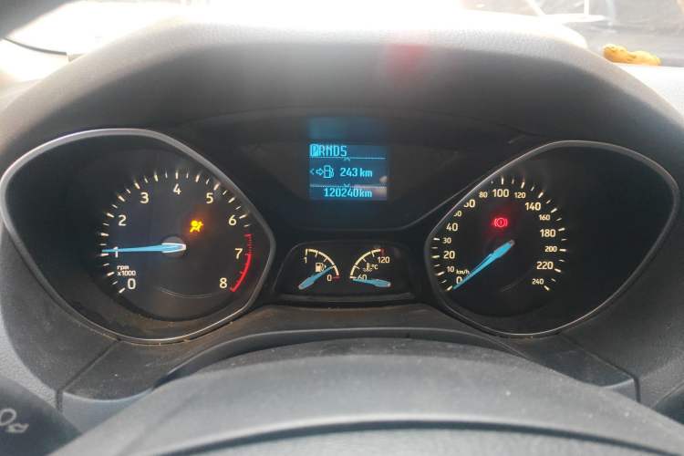 Used Ford Focus 2015 Hatchback EcoBoost 125 Automatic Supreme Style Edition Instrument Cluster