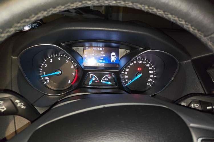 Used Ford Focus 2015 Sedan EcoBoost 180 Automatic Elite Model Instrument Cluster