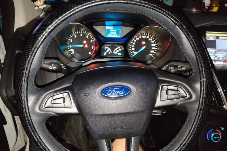 Used Ford Focus 2015 Hatchback 1.6L Automatic Fashion Edition Instrument Cluster