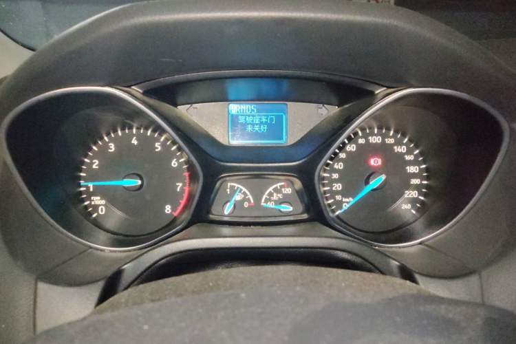 Used Ford Focus 2015 Hatchback 1.6L Automatic Fashion Edition Instrument Cluster