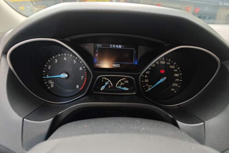 Used Ford Focus 2015 Sedan EcoBoost 180 Automatic Elite Model Instrument Cluster