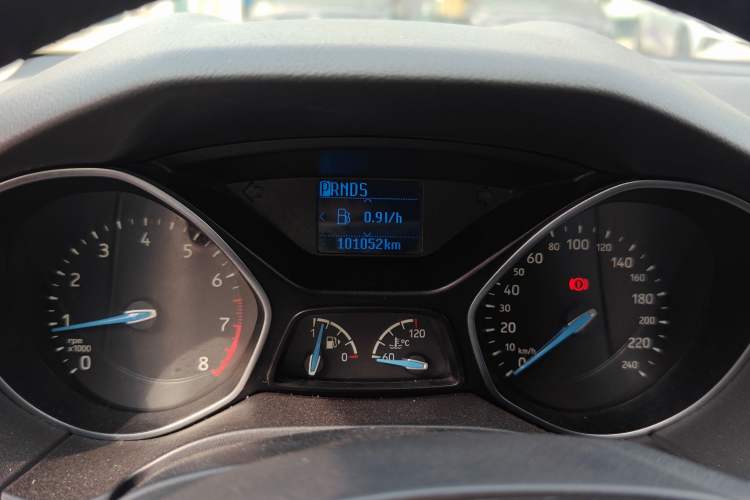 Used Ford Focus 2015 Hatchback 1.6L Automatic Fashion Edition Instrument Cluster
