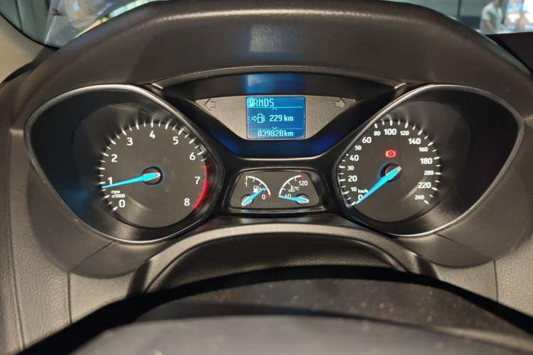Used Ford Focus 2015 Hatchback 1.6L Automatic Fashion Edition Instrument Cluster