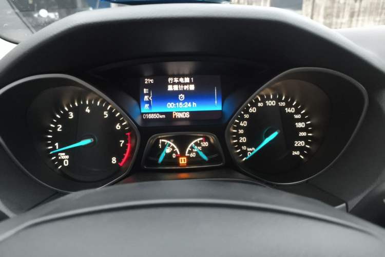 Used Ford Focus 2015 Sedan EcoBoost 180 Automatic Elite Model Instrument Cluster