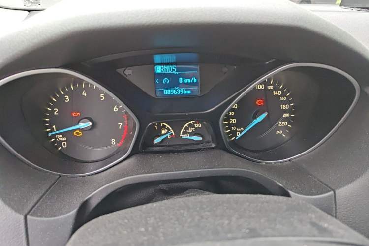 Used Ford Focus 2015 Hatchback EcoBoost 125 Automatic Supreme Style Edition Instrument Cluster