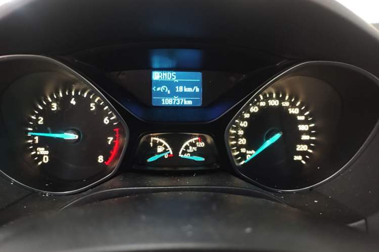 Used Ford Focus 2015 Sedan 1.6L Automatic Trend Model Instrument Cluster