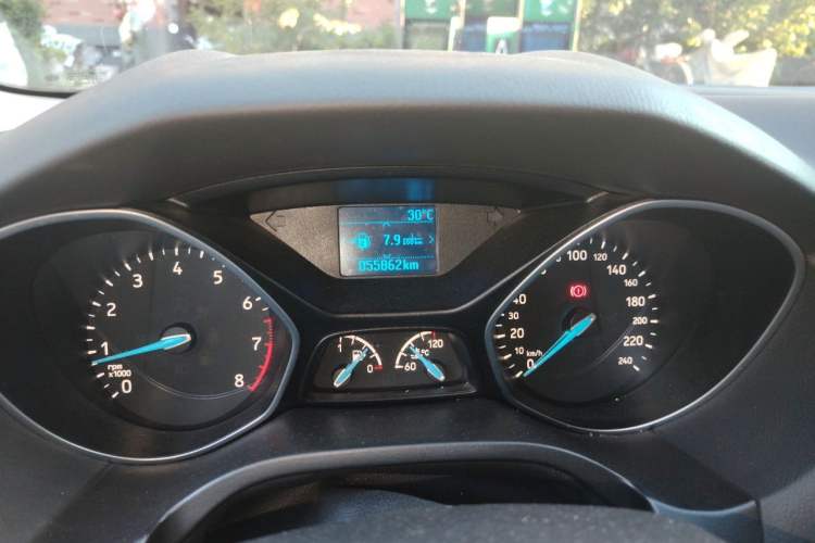 Used Ford Focus 2015 Hatchback 1.6L Manual Fashion Edition Instrument Cluster