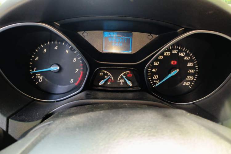 Used Ford Focus 2015 Hatchback 1.6L Automatic Fashion Edition Instrument Cluster