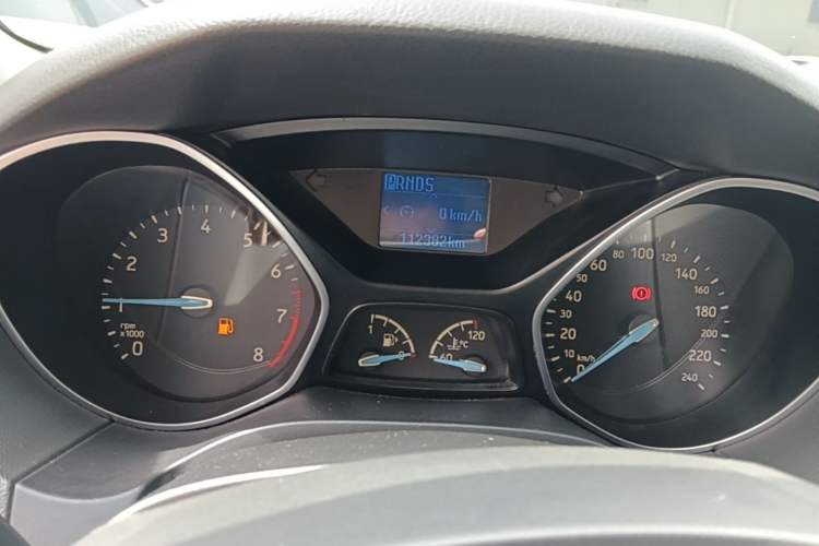 Used Ford Focus 2015 Sedan EcoBoost 125 Automatic Supreme Style Edition Instrument Cluster
