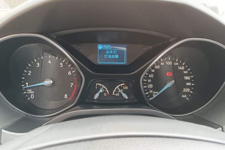 Used Ford Focus 2015 Sedan EcoBoost 125 Automatic Supreme Style Edition Instrument Cluster