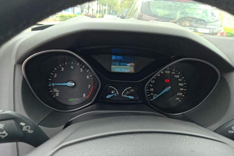 Used Ford Focus 2015 Sedan 1.6L Automatic Trend Model Instrument Cluster