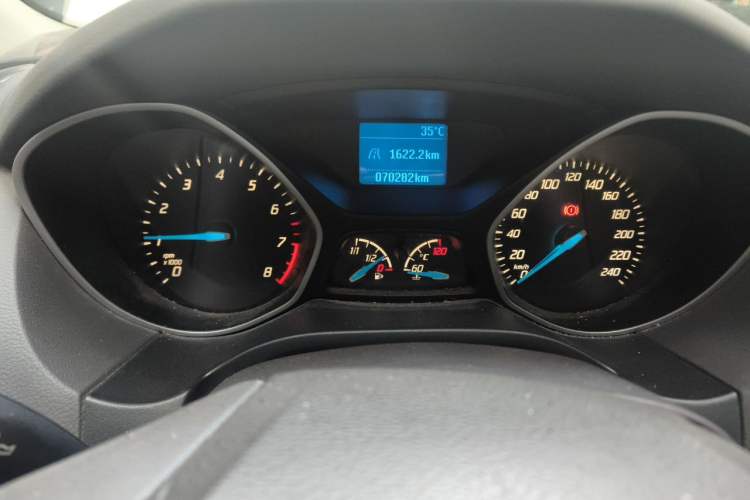 Used Ford Focus 2015 Sedan 1.6L Manual Comfort Model Instrument Cluster