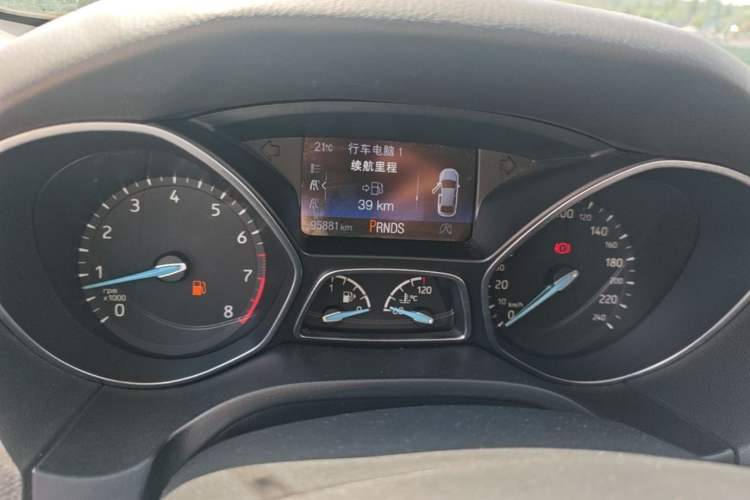Used Ford Focus 2015 Sedan EcoBoost 180 Automatic Elite Model Instrument Cluster
