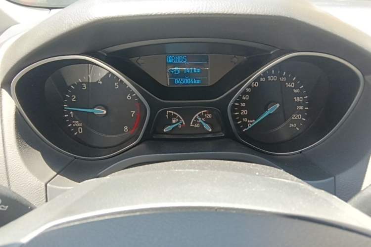 Used Ford Focus 2015 Sedan EcoBoost 125 Automatic Supreme Style Edition Instrument Cluster