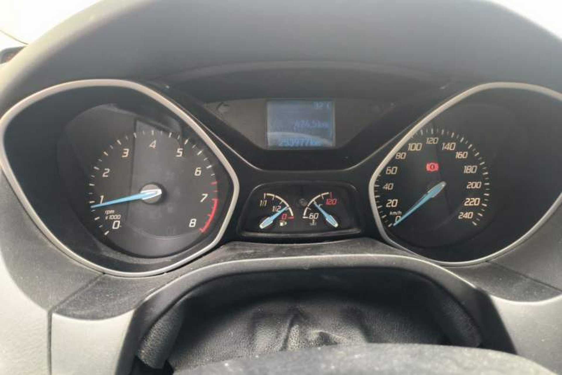 Used Ford Focus 2015 Sedan 1.6L Manual Comfort Model Instrument Cluster