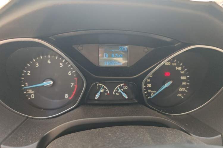 Used Ford Focus 2015 Hatchback 1.6L Manual Fashion Edition Instrument Cluster